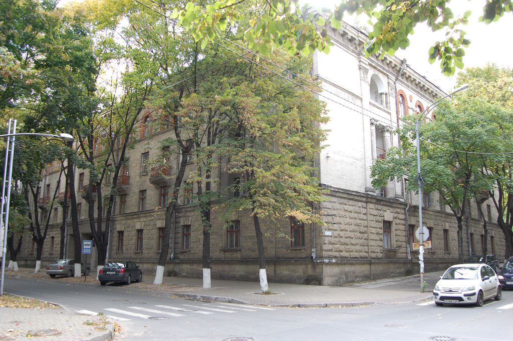 MD, Orasul Chişinău, Academia de Muzica și Teatru
