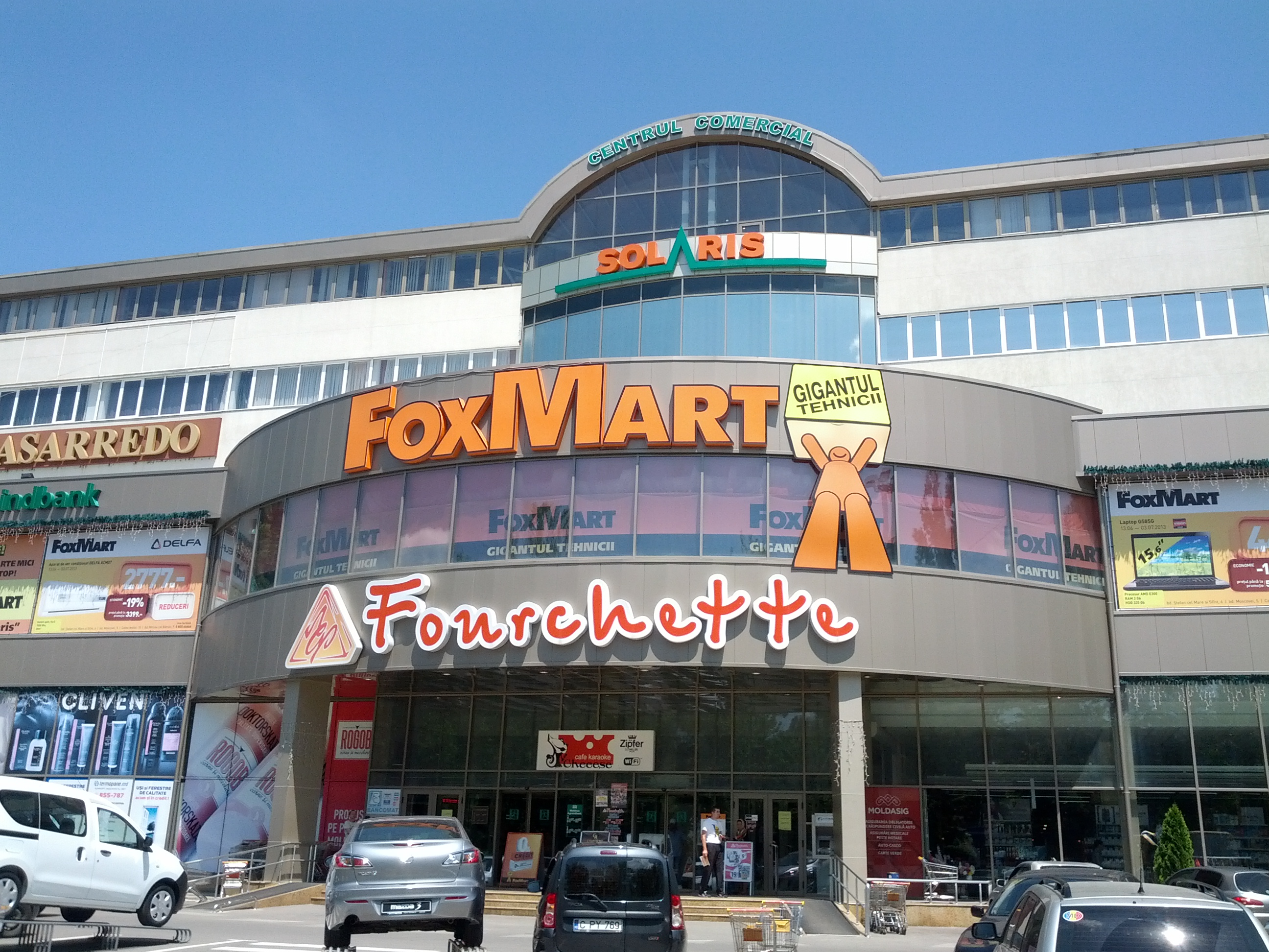 MD, Orasul Chisinau, Centrul Comercial la Sculeanca, FoxMart, Fourchette, Agroindbank, Solaris
