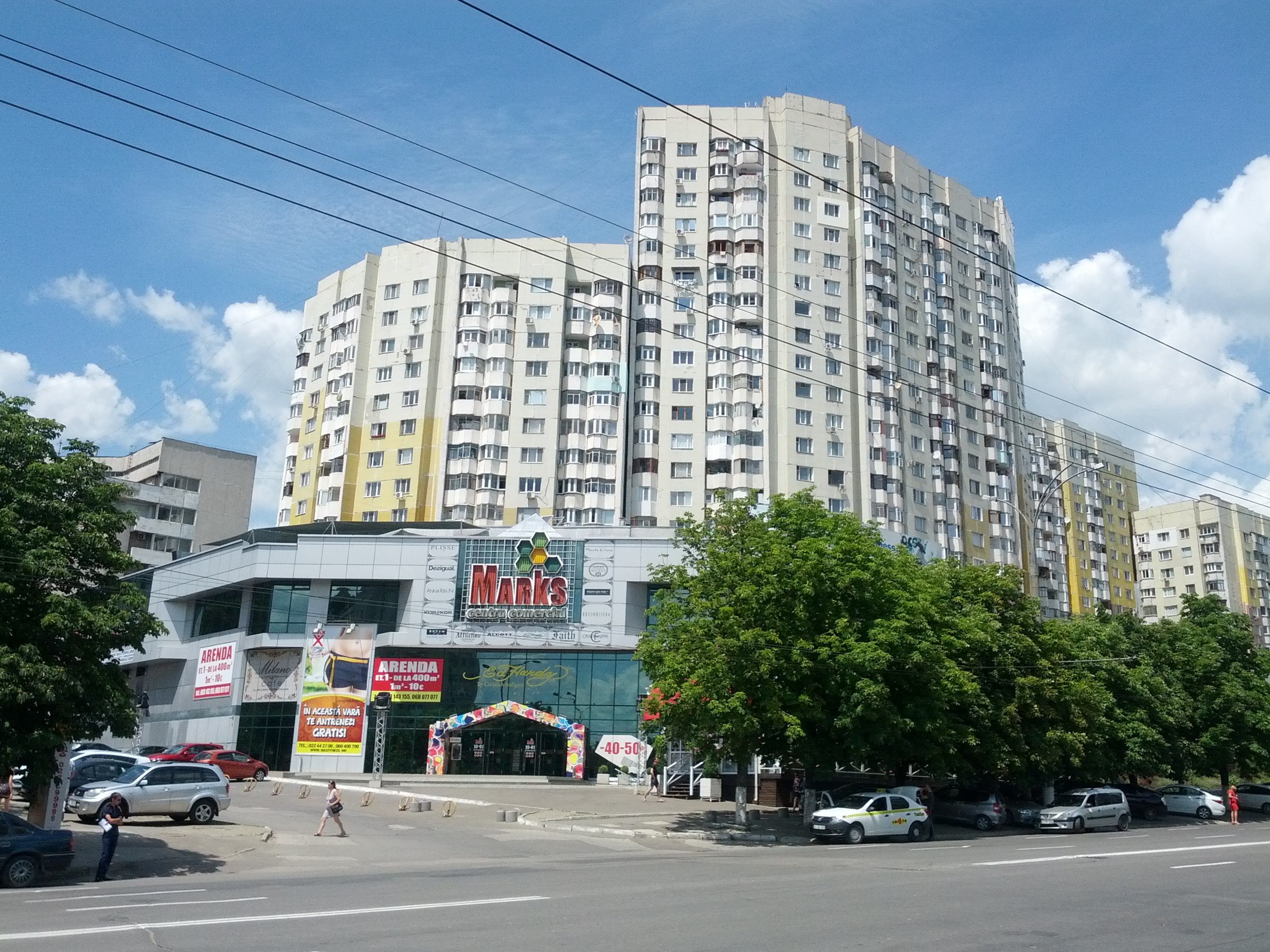 MD, Orasul Chisinau, Centrul Comercial Marks la Riscani