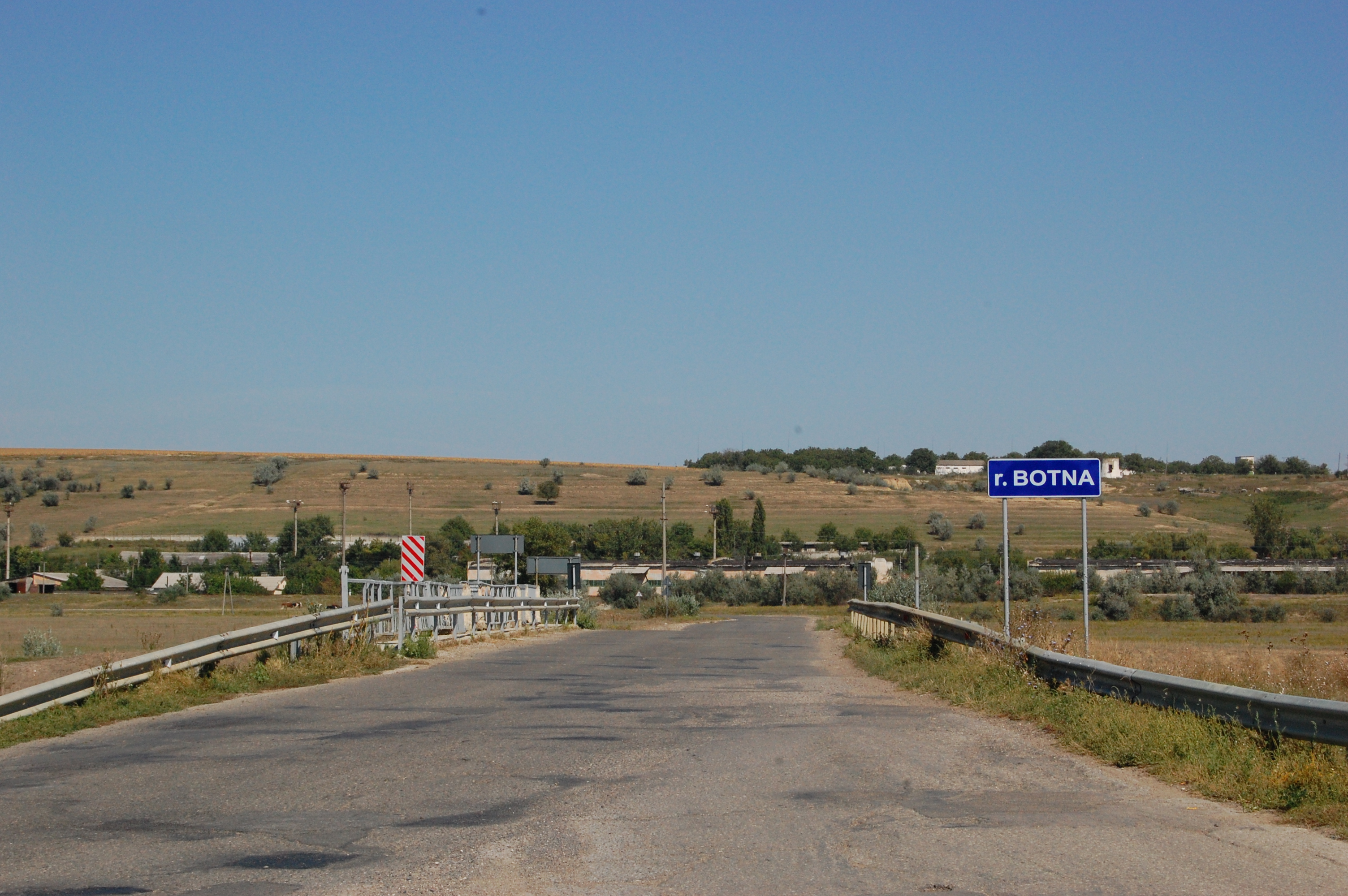 MD, Raionul Căuşeni, Satul Opaci, Pod peste riul Botna