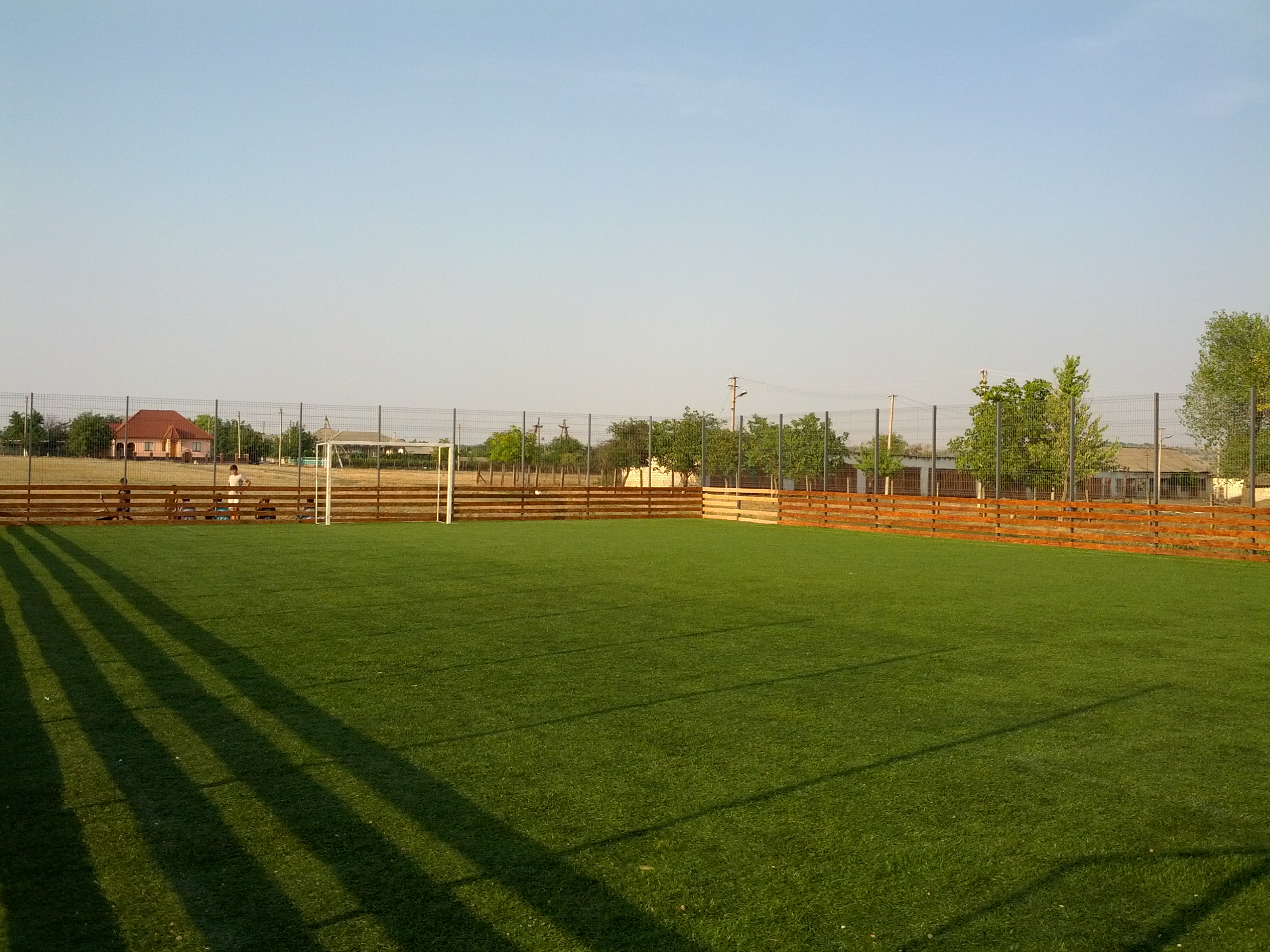 MD, District Cimislia, Satul Gradiste, Teren de fotbal artificial