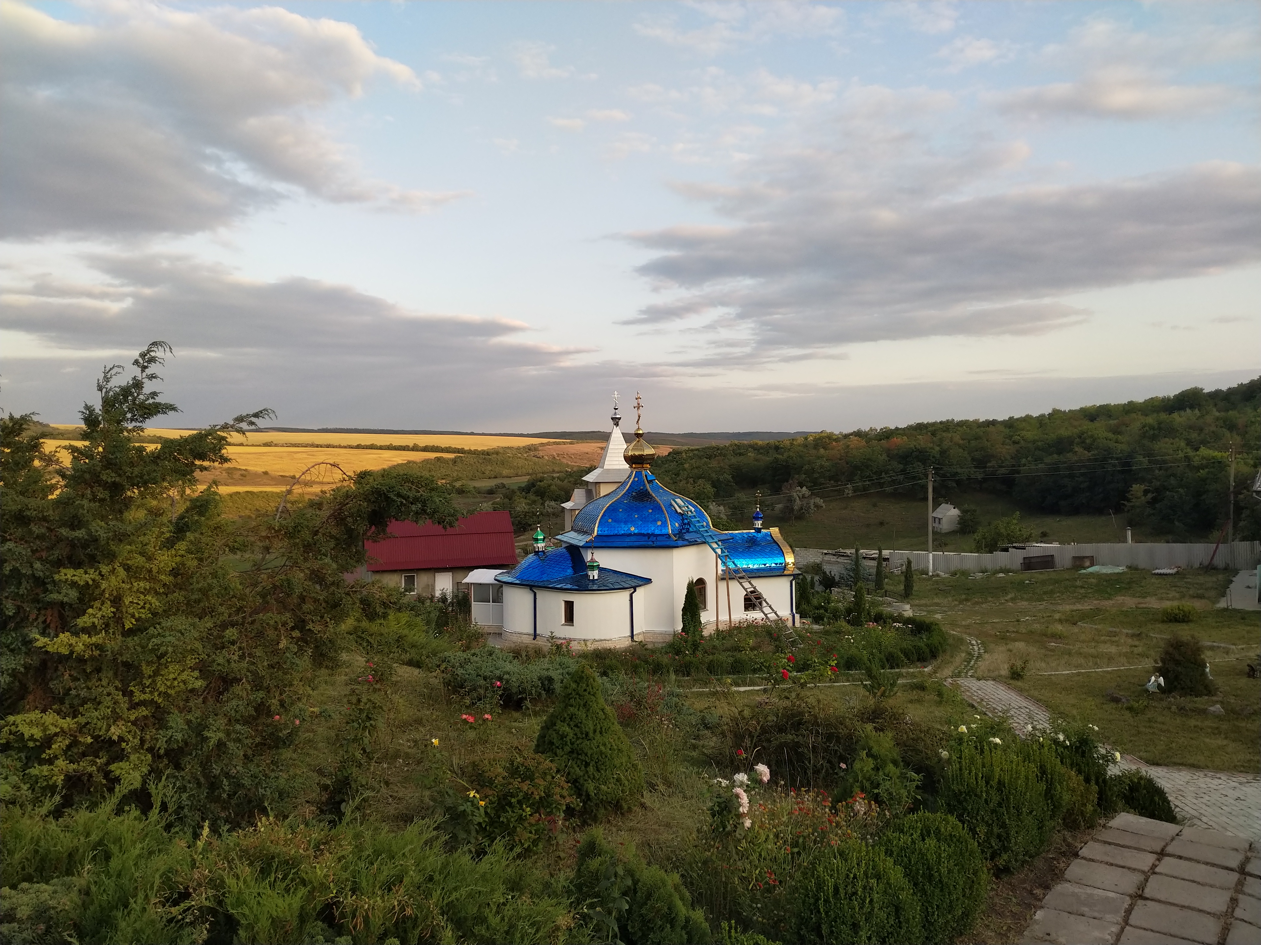 MD, District Cimislia, Satul Zloti (Statie de Cale Ferata), Mănăstirea Zloț