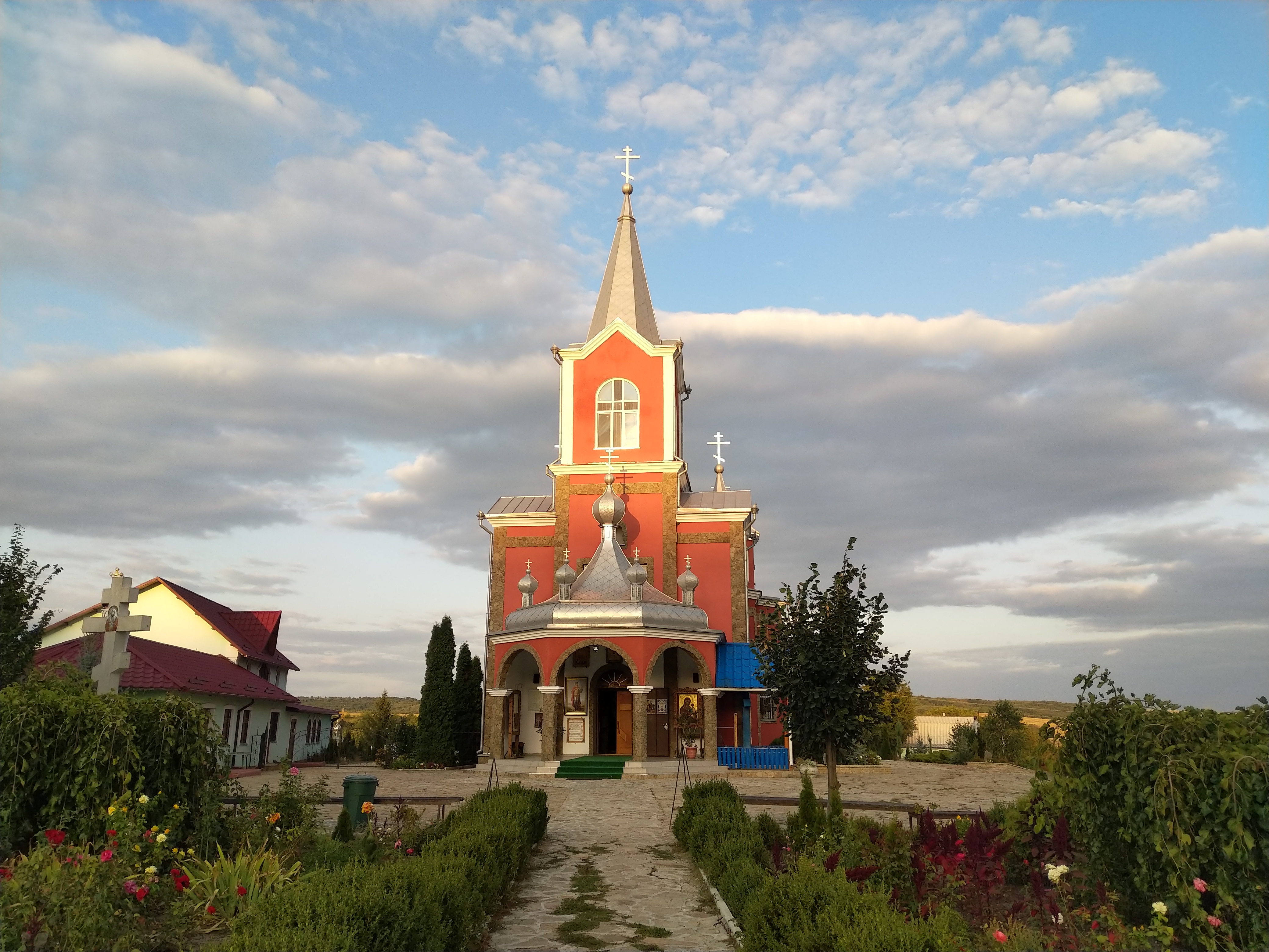 MD, District Cimislia, Satul Zloti (Statie de Cale Ferata), Biserica Sfântul Gheorghe la mănăstirea Zloț