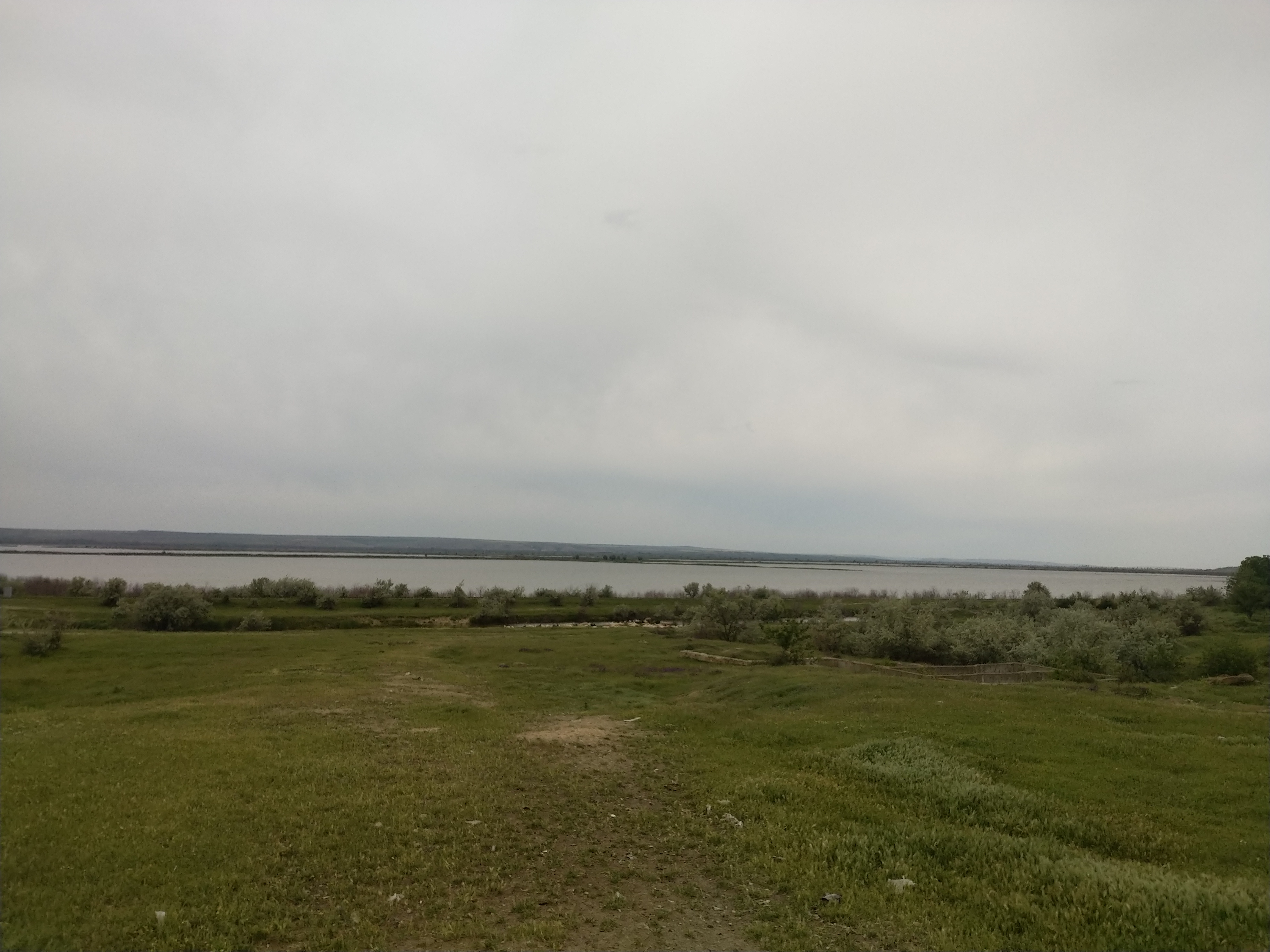 MD, Район Cahul, Satul Crihana Veche, Lacurile de la Crihana - Veche