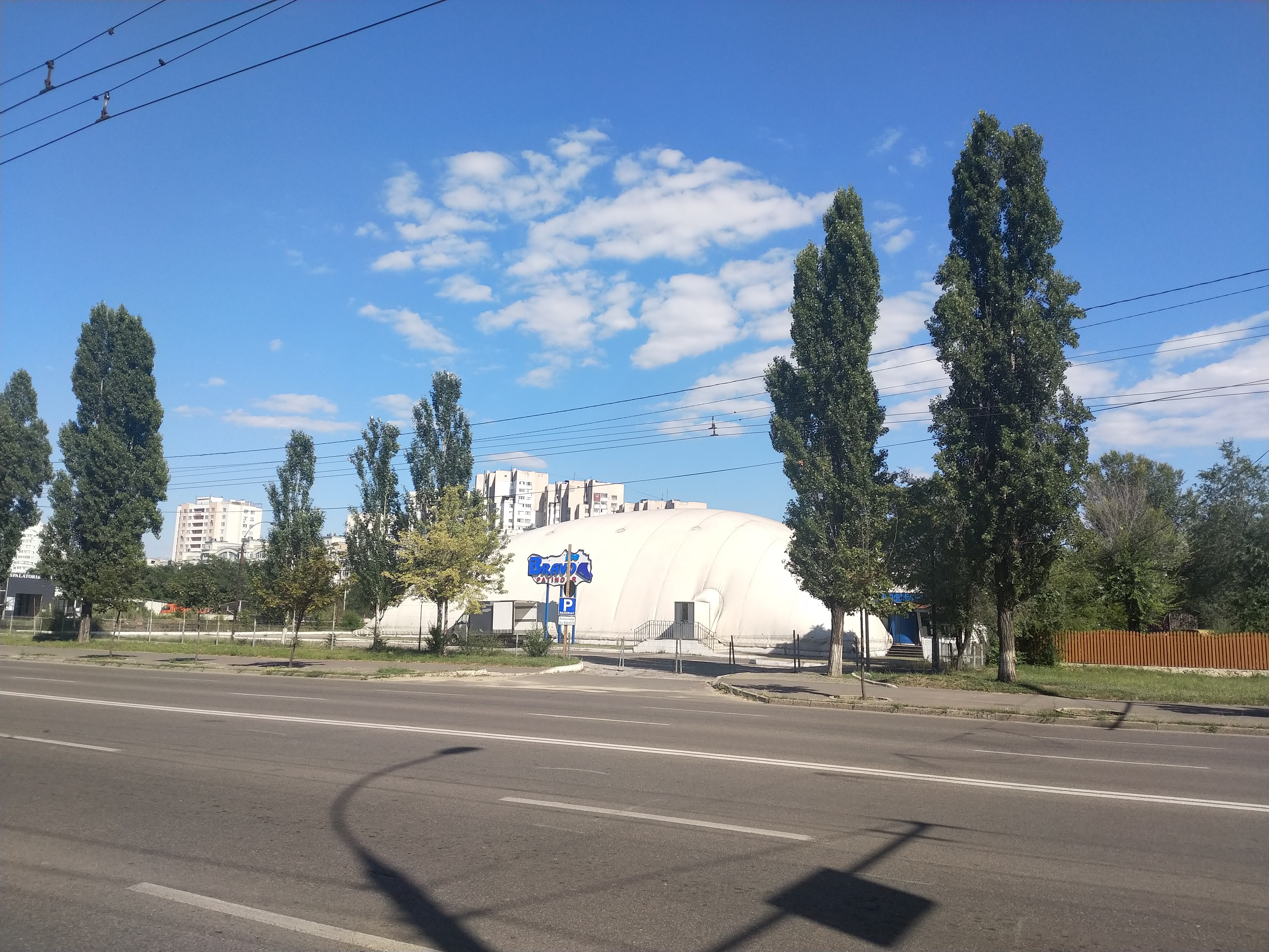 MD, Orasul Chisinau, Ice Bravo pe Mihai Viteazul