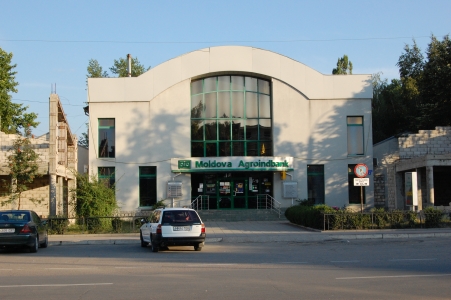 MD, Orasul Hînceşti, Oficiu Moldova Agroindbank, MAIB, Filiala Hincesti