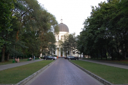 MD, Orasul Chişinău, Catedrala Mitropolitană Naşterea Domnului, Vedere din Strada Mitropolit Banulescu-Bodoni