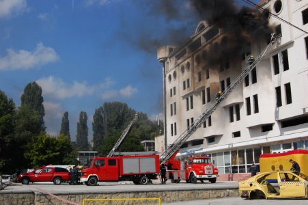 MD, Orasul Chisinau, Exerciţiu demonstrativ, Maşini de Pompieri, Pompieri în acţiune