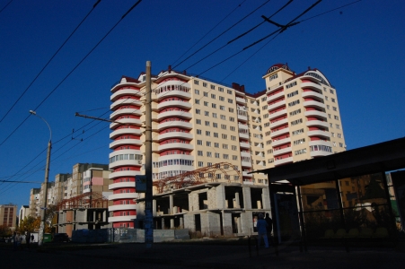 MD, Orasul Chişinău, Ciocana, Bulevardul Mircea cel Bătrîn, Casă nouă, Apartamente Noi