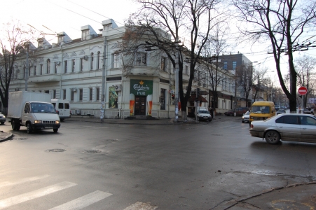 MD, Orasul Chişinău, Intersecția străzilor București cu Pușkin