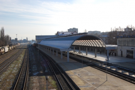 MD, Orasul Chişinău, Gara Feroviară, Peron, Tren în Gară