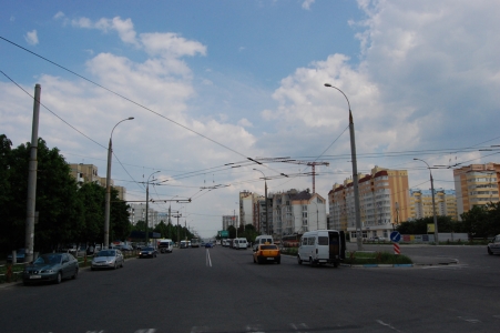 MD, Orasul Chişinău, Buiucani, Bulevardul Alba Iulia, Statia terminus a trolebusului 22