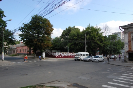 MD, Orasul Chişinău, Intersecția străzilor Bănulescu Bodoni și Columna