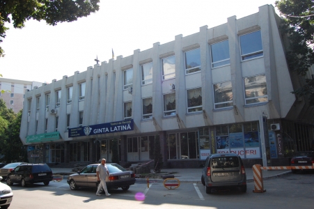MD, Orasul Chisinau, Teatrul de Revistă Ginta Latină