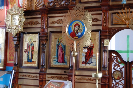 MD, Orasul Chişinău, In interiorul bisericii ortodoxe Sfinta Cuvioasa Paraschiva pe strada Nicolae Sulac