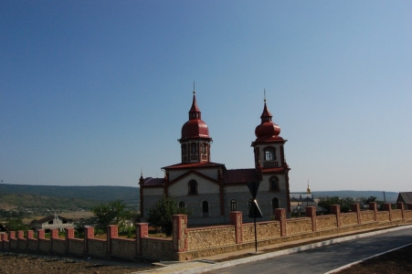 MD, Район Cantemir, Satul Hanaseni, Biserica din sat