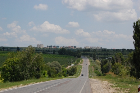MD, Municipality Chisinau, Satul Dumbrava, Drumul M1 Leuseni - Chisinau, vedere spre orasul Chisinau 