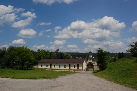 MD, Municipiul Chişinău, Satul Condriţa, Manastirea Sfintul Nicolae din Condrita, Intrarea principala