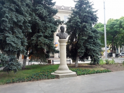 MD, Orasul Chişinău, Monument lui Carol Schmidt