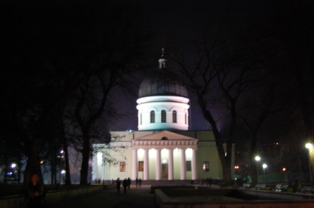 MD, Orasul Chişinău, Catedrala Nasterea Domnului, Iluminirea de noapte