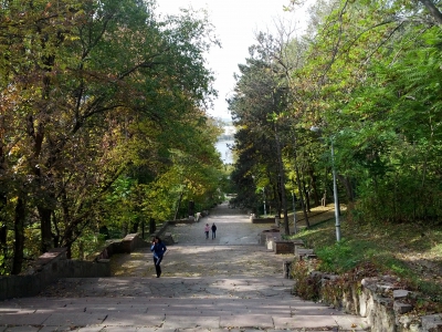 MD, Orasul Chişinău, Parcul Valea Morilor, Scarile de la USM
