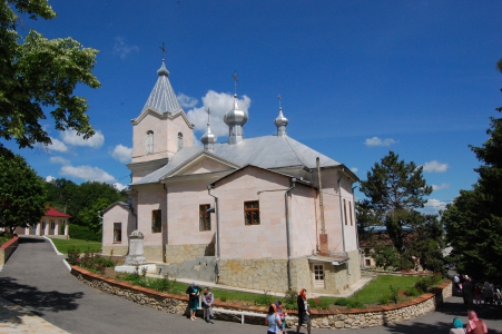 MD, Raionul Ialoveni, Satul Suruceni, Biserica Sfantul Gheorghe de la Suruceni 
