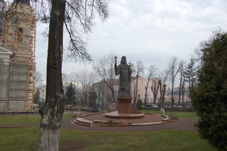 UA, Cernauti, Catedrala, Monument
