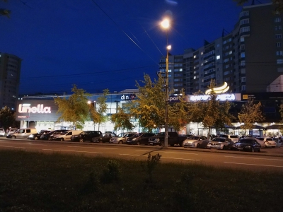 MD, Orasul Chişinău, Noaptea la Ciocana, Mircea cel Batran intersectie cu Dumeniuc