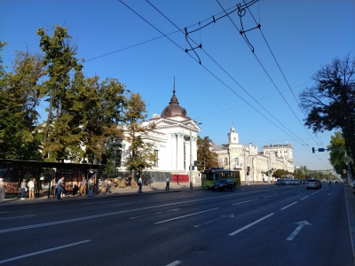 MD, Orasul Chisinau, Sala cu Orga