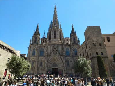ES, Orasul Vechi in Barselona, Piata Nova, Expozitia Gaudi