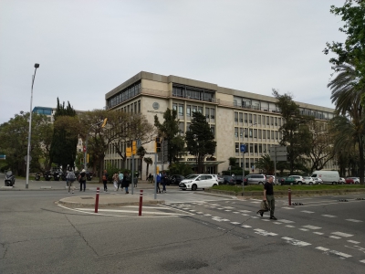 ES, Zona Universitara in Barselona