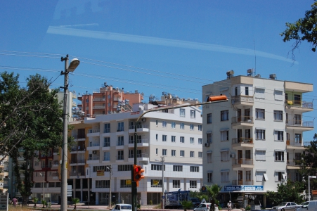 TR, Blocuri de Apartamente in Orasul Antalia