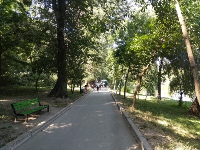 MD, Orasul Chişinău, Alee in Park