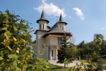 Biserica la intersectia strazilor Decebal si Zelinschi