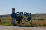 Intrarea in satul Opaci
