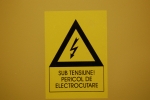 Sub Tensiune, Pericol de Electrocutare