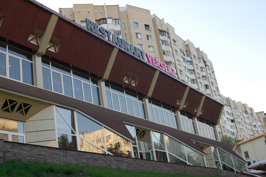 MD, Orasul Chişinău, Restaurant Versenz