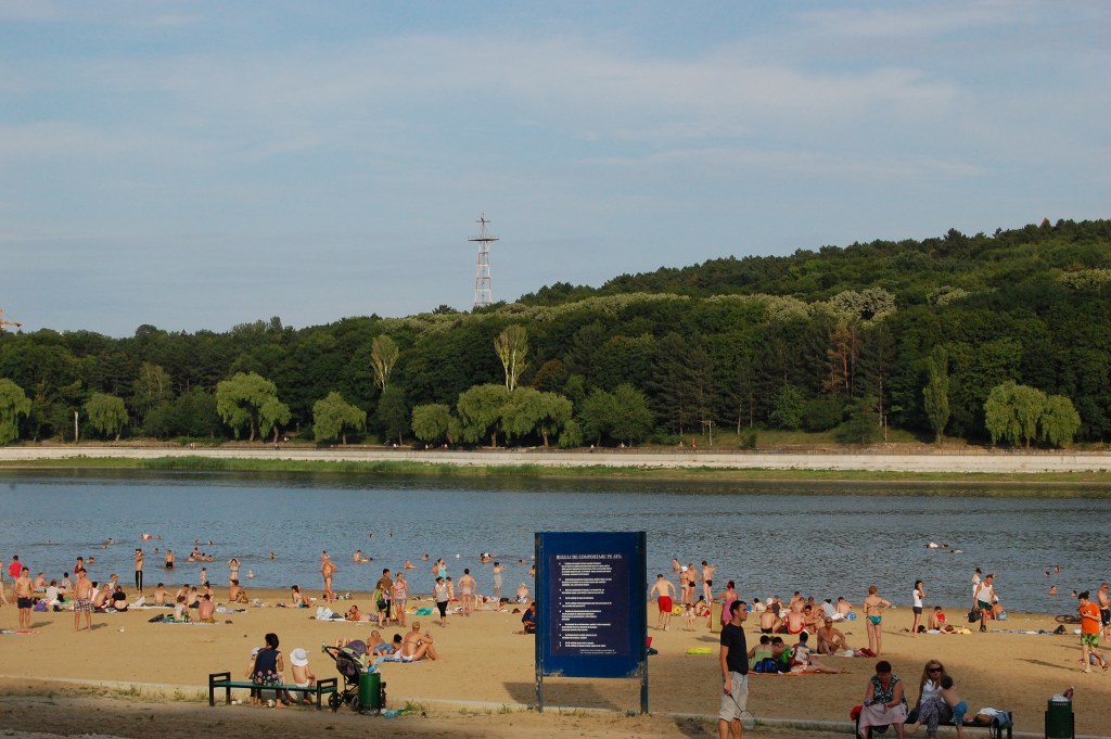 MD, Orasul Chisinau, Plaja de lacul Valea Morilor