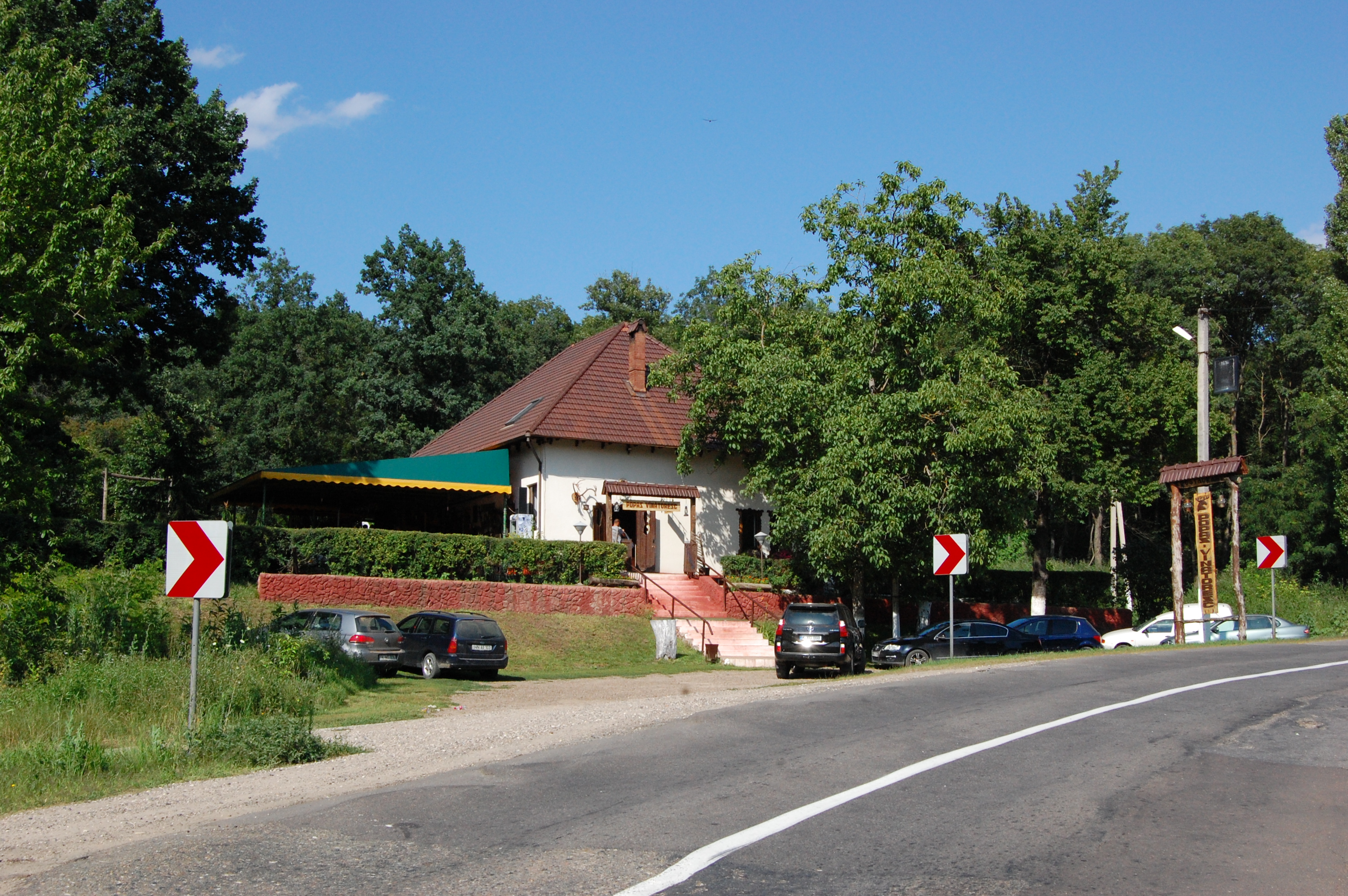 MD, Район Hincesti, Satul Rusca, Restaurant, Hotel Popas Vinatoresc