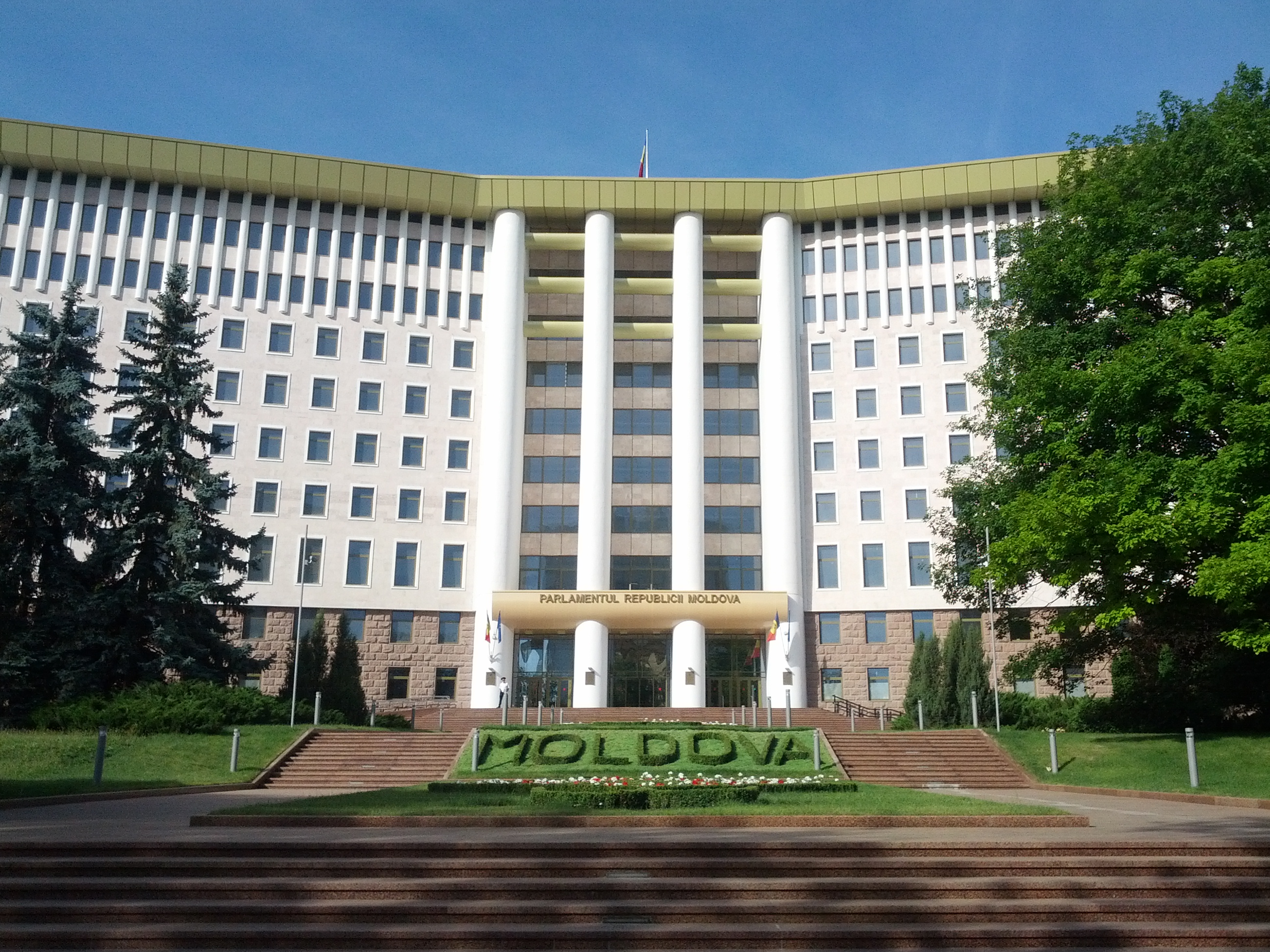 MD, Orasul Chisinau, Parlamentul Republicii Moldova