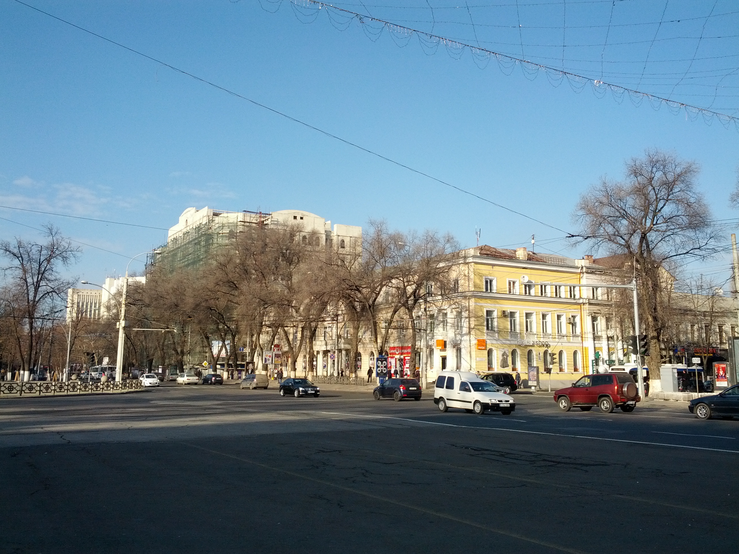 MD, Orasul Chisinau, Intersectia Stefan ce Mare cu Banulescu Bodoni