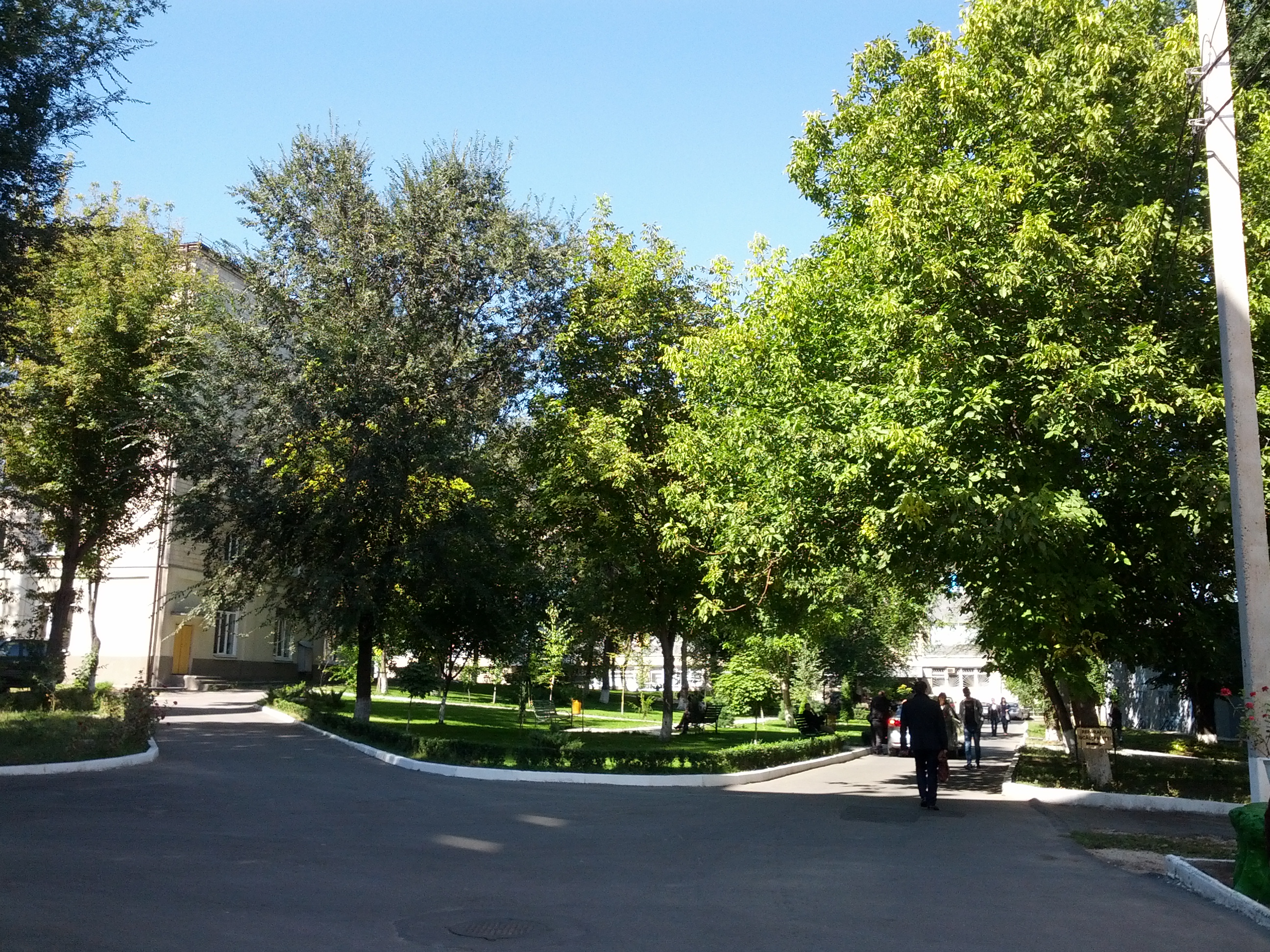 MD, Orasul Chisinau, Curtea Universitatii de Stat