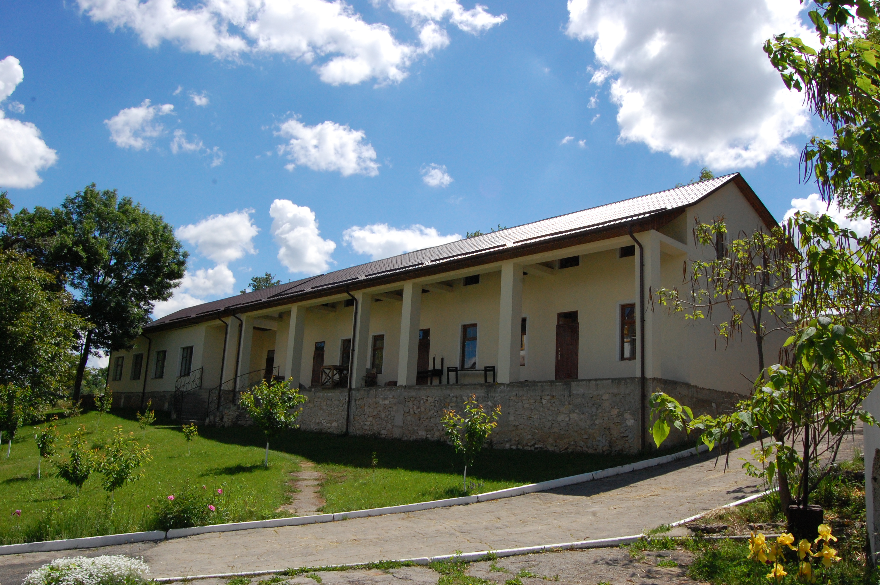 MD, Municipality Chisinau, Satul Condrita, Manastirea Condrita - Chiliile