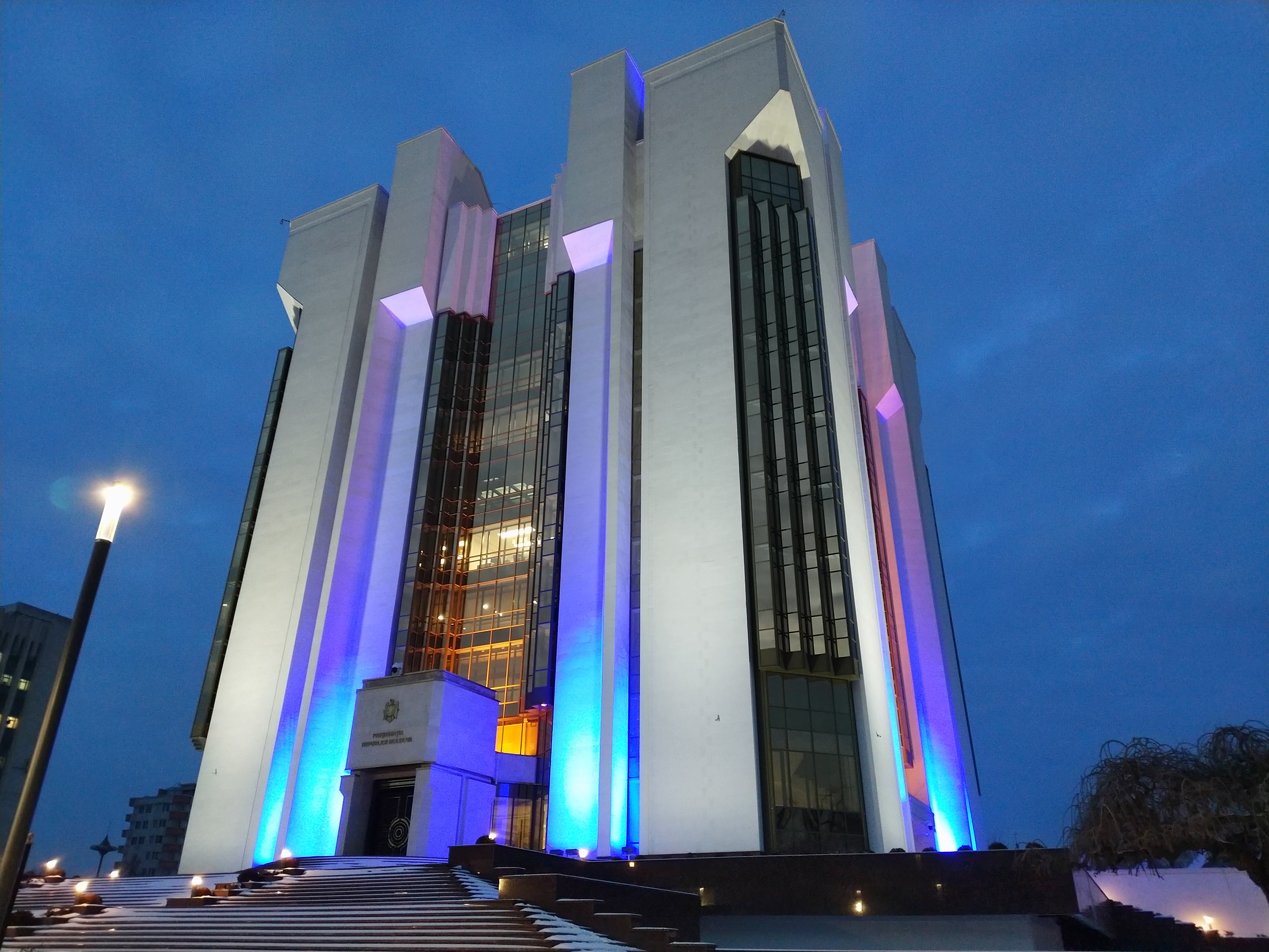 MD, Orasul Chisinau, Casa Presidentiei in sarbatorile de Iarna 