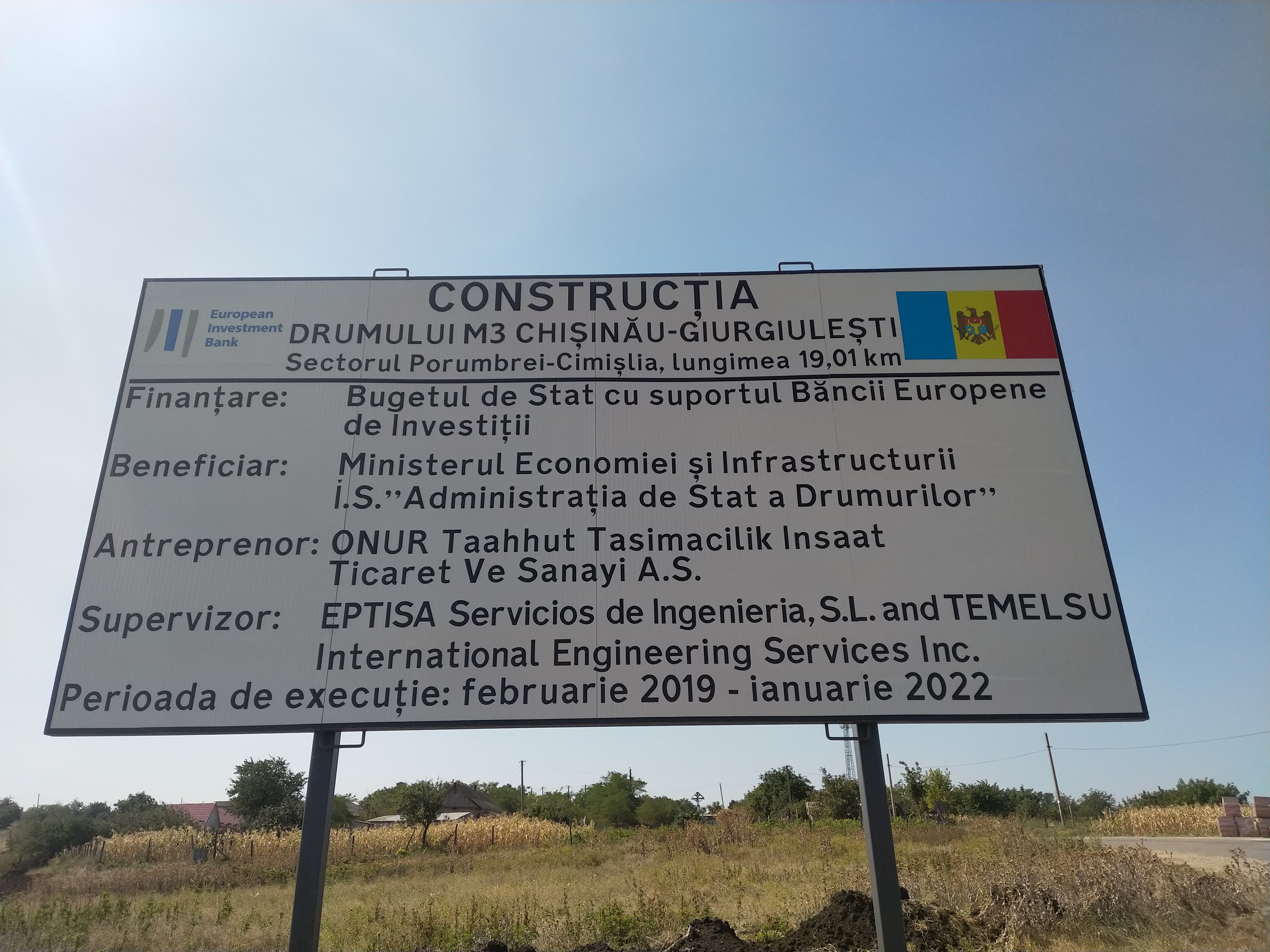 MD, District Cimislia, Satul Porumbrei, Panoul Informativ al șantierului Drumului M3 Chișinău - Giurgiulești