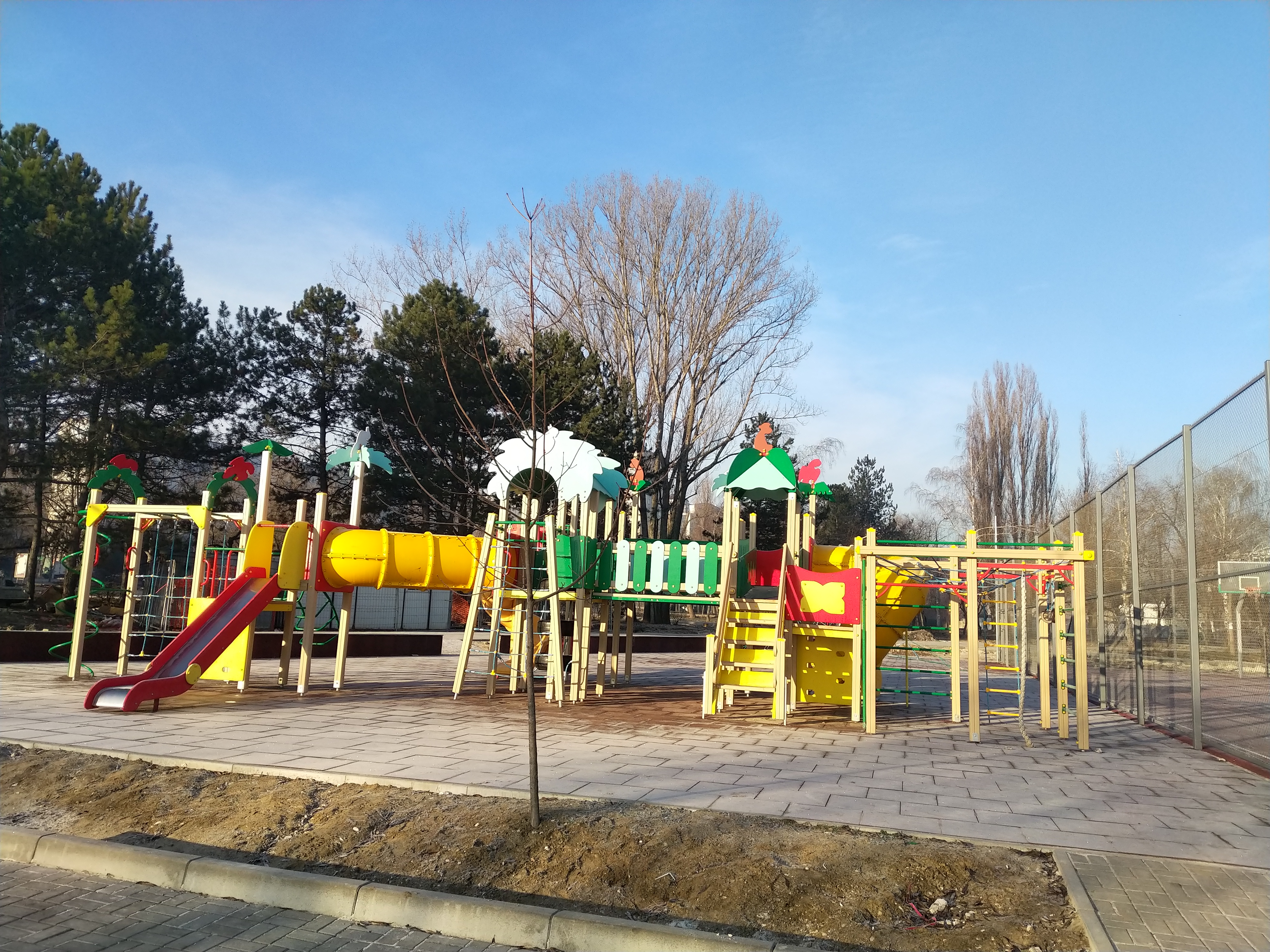 MD, Orasul Chisinau, Sculeanca, Teren de joacă pentru copii