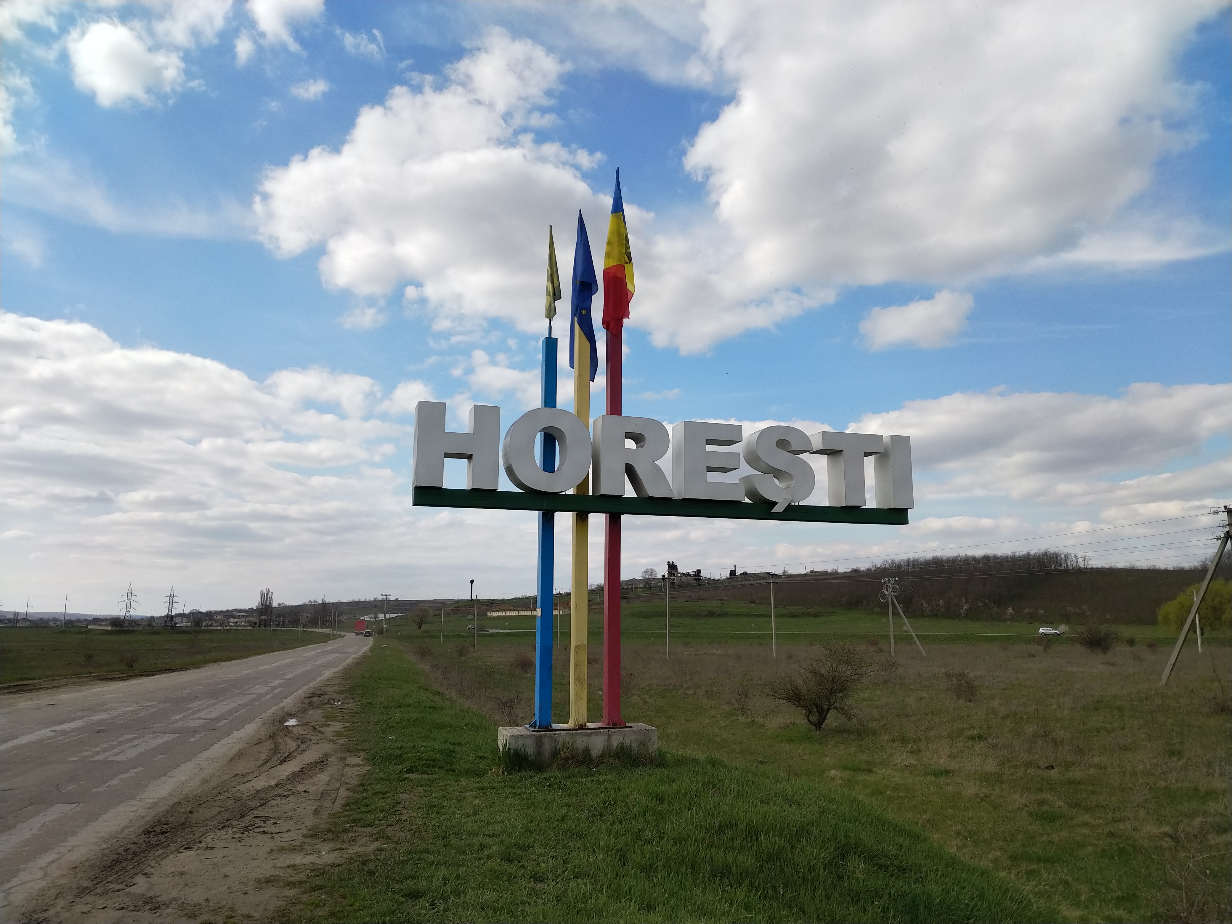 MD, Район Ialoveni, Satul Horesti, Întrarea în satul Horești