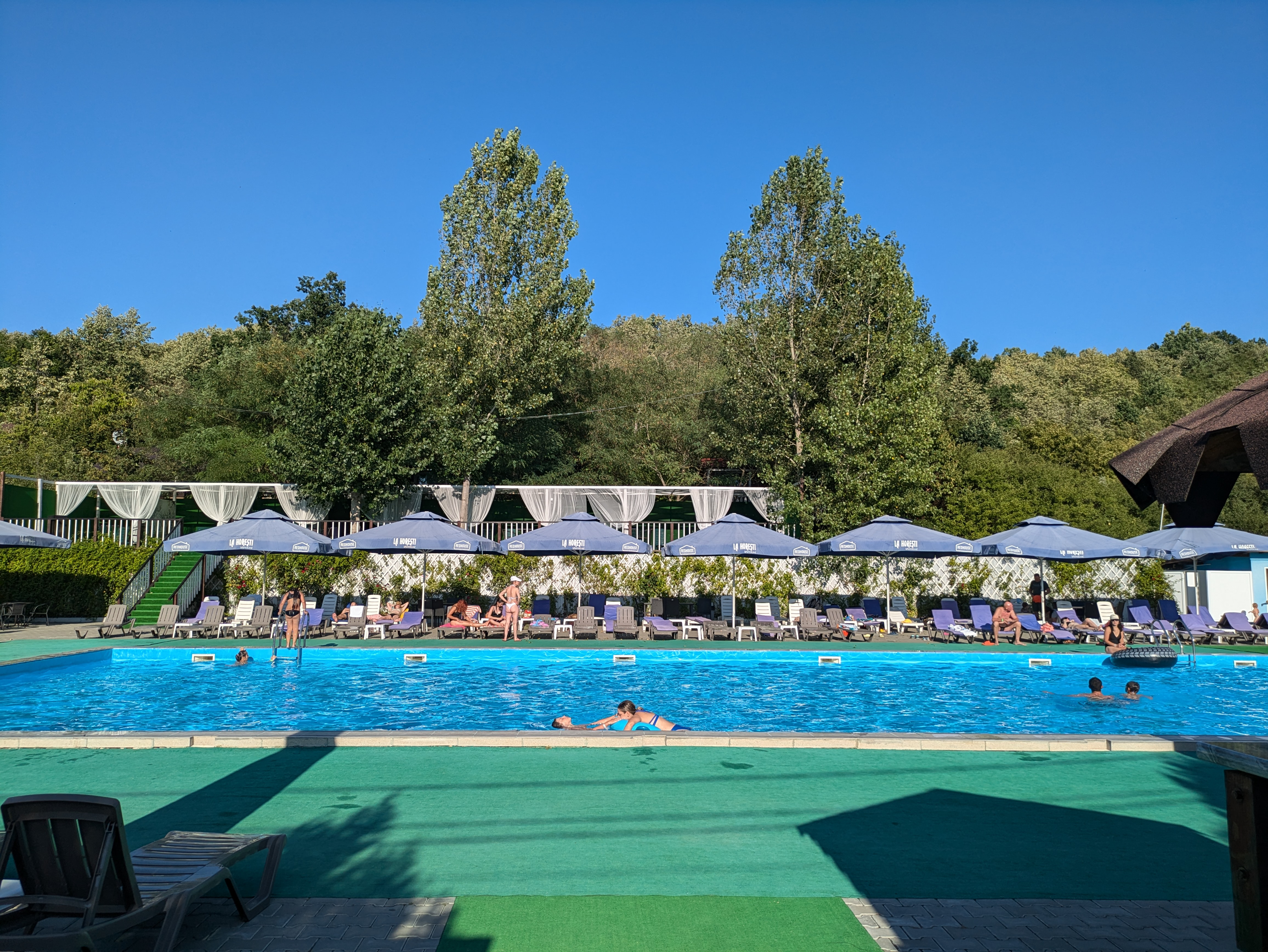 MD, Raionul Ialoveni, Satul Horeşti, Piscina la Horești 