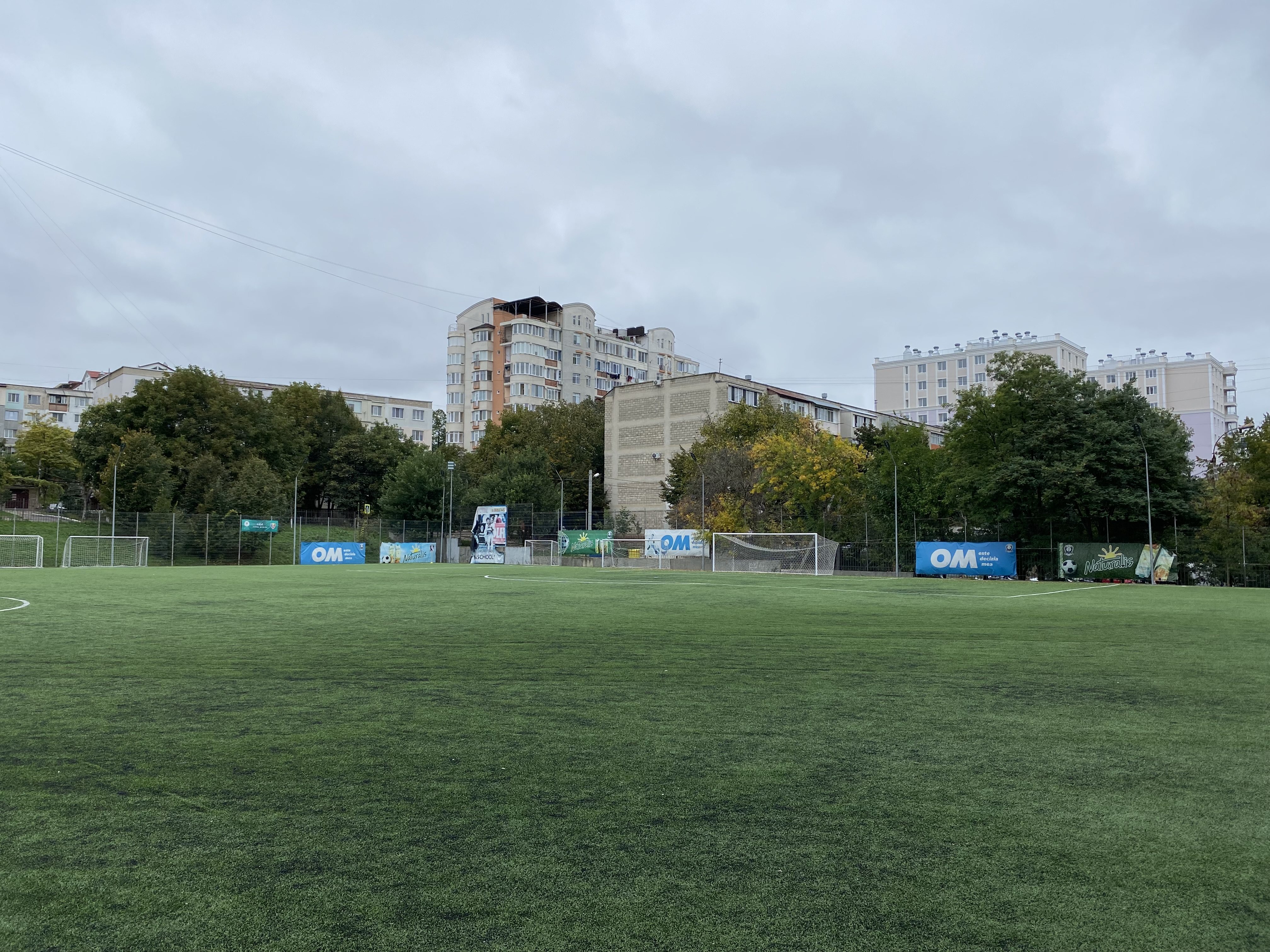 MD, Orasul Chişinău, Teren de fotbal 