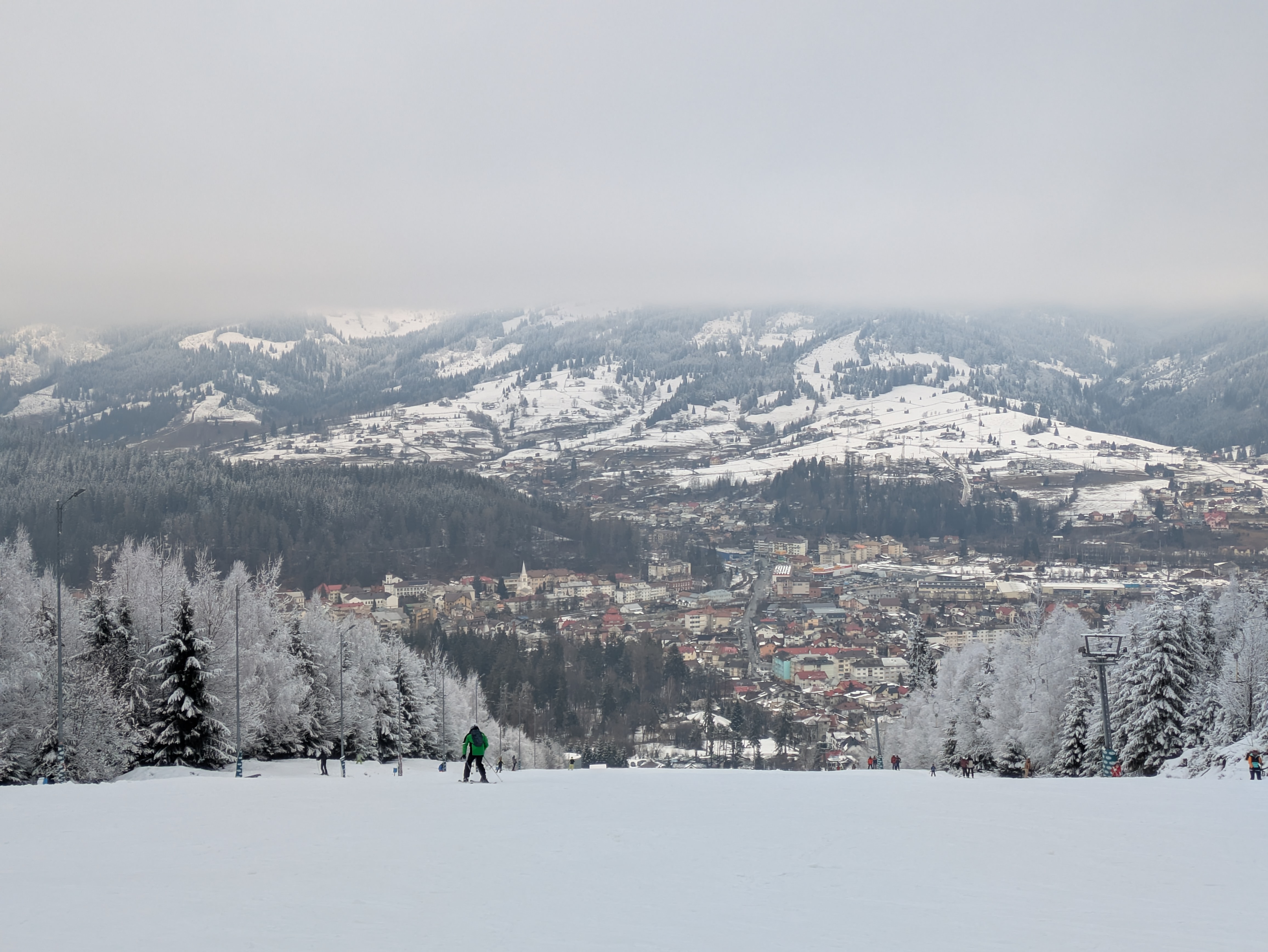 RO, Vedere spre Orașul Vatra Dornei 